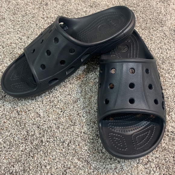 crocs men's baya slides